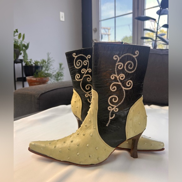 MEXICANA Shoes - MEXICANA Black and Cream Heeled Boots